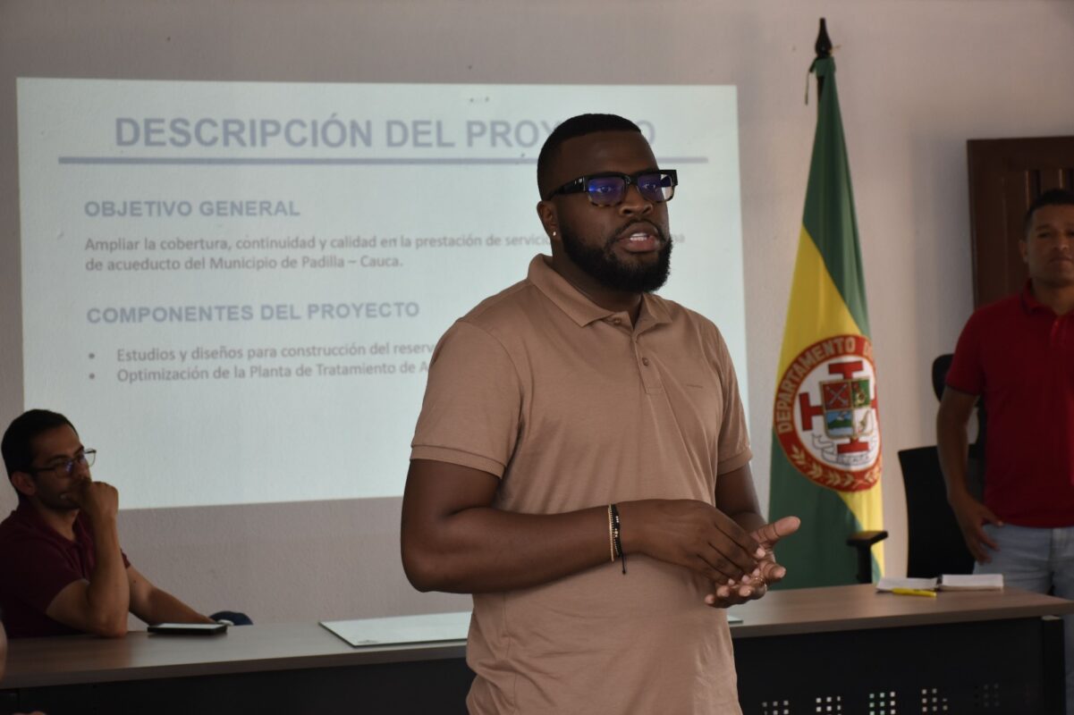 Más de 10 mil habitantes de Padilla se beneficiarán con proyecto de reservorio y optimización de planta de agua potable