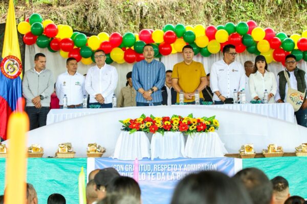 Acompañamos al Gobierno Departamental en la inaugur ación del Primer Museo Vivo del Agua.